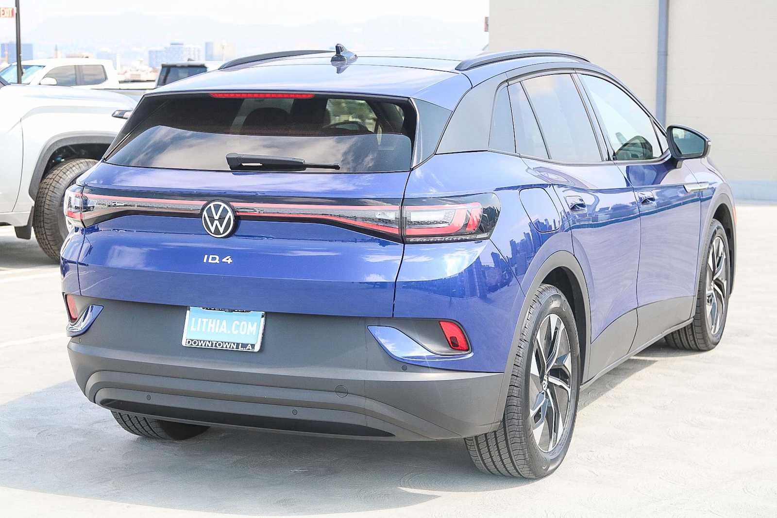 Thumbnail: 2021 Volkswagen ID.4 - 6