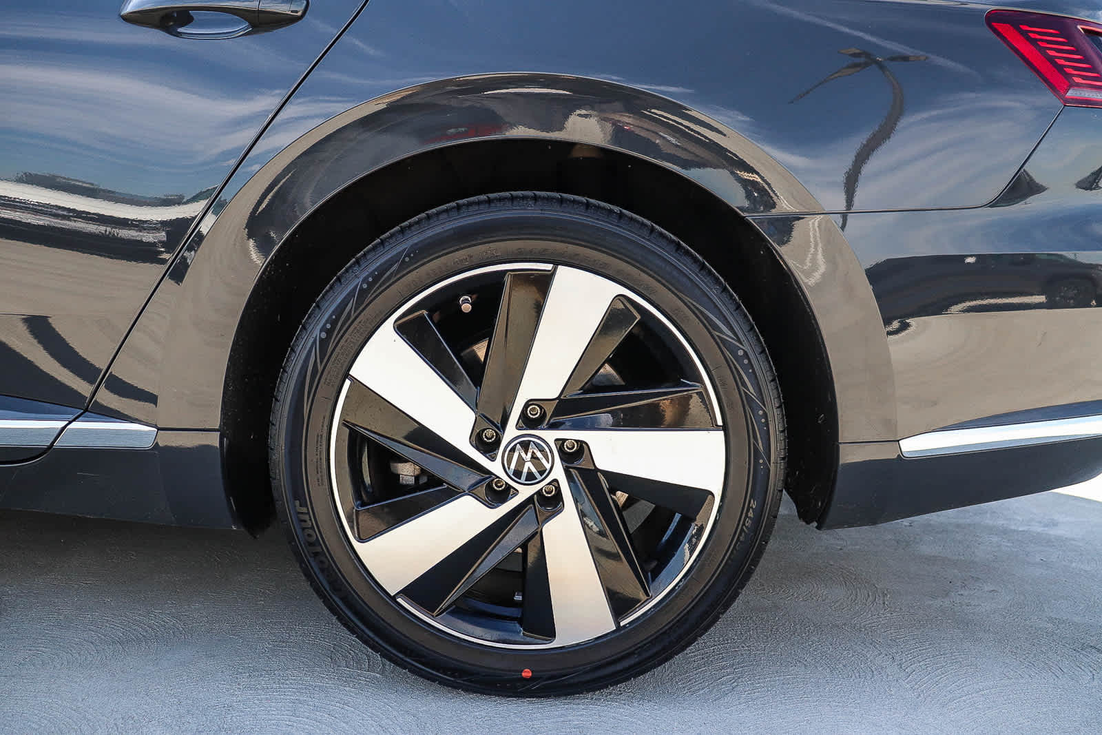 Thumbnail: 2021 Volkswagen Arteon - 10