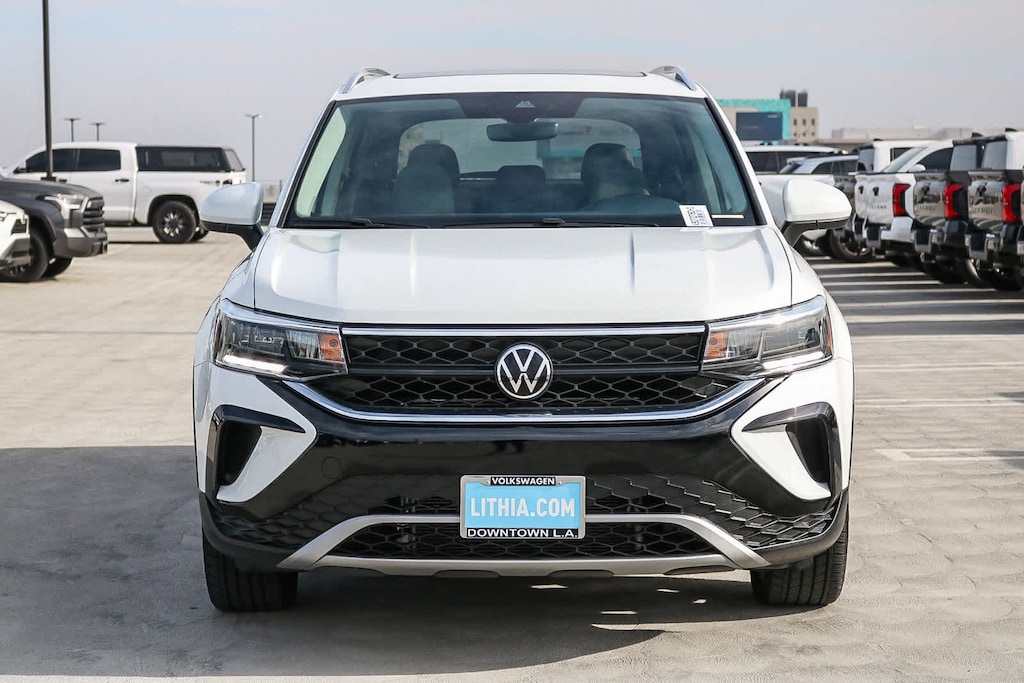 Used 2023 Volkswagen Taos SE SUV