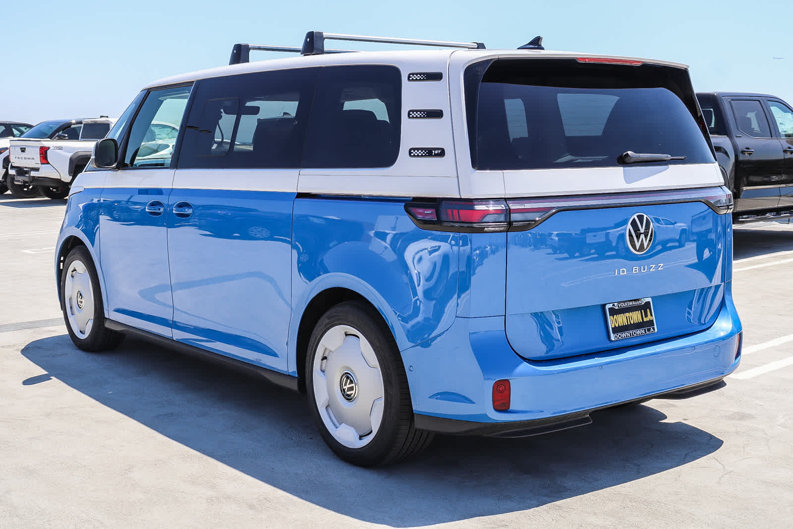 Thumbnail: 2025 Volkswagen ID.Buzz - 6