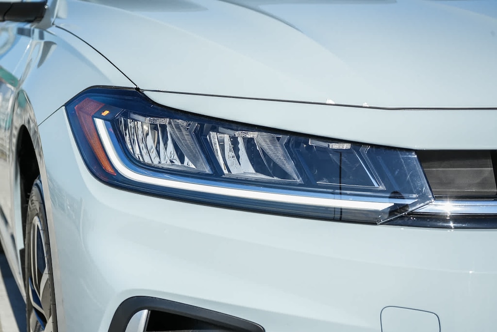 New 2026 Volkswagen Jetta 1.5T SE Sedan