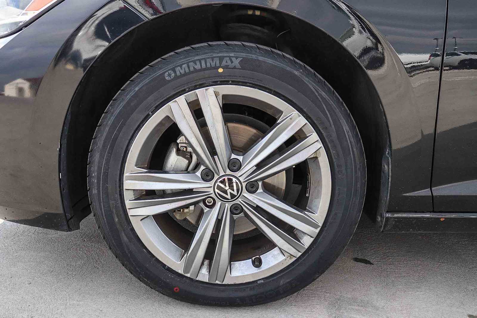 Thumbnail: 2024 Volkswagen Jetta - 10