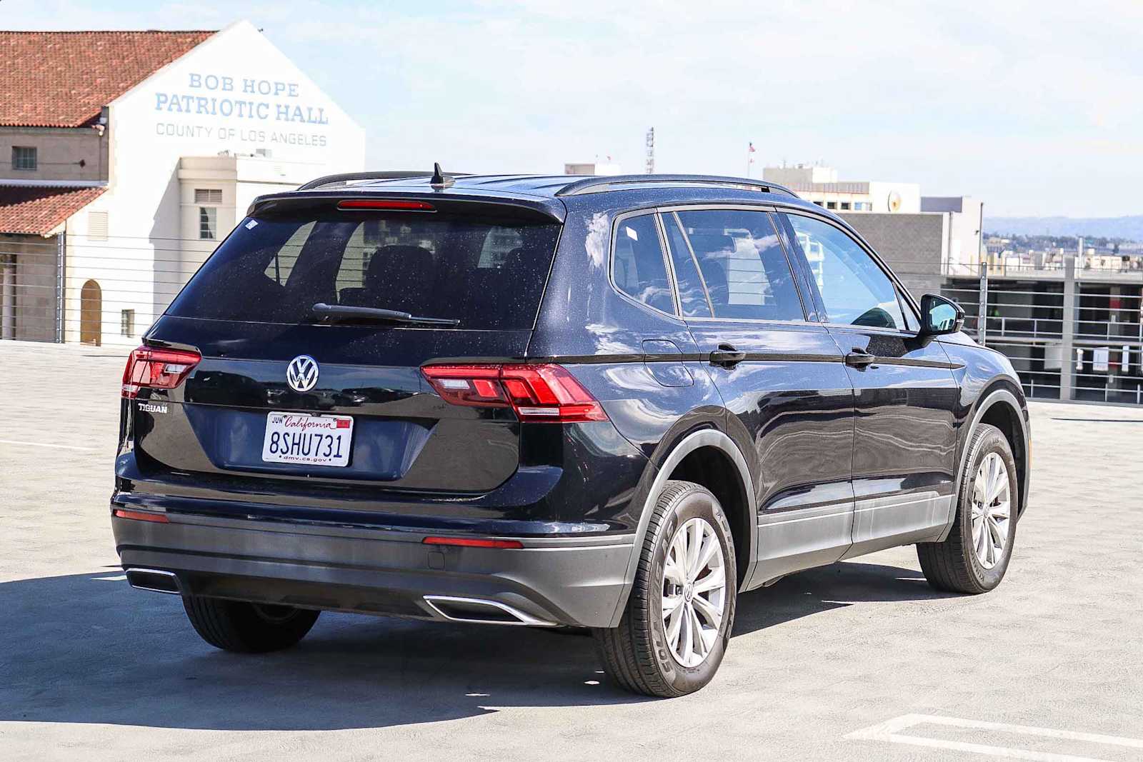 Thumbnail: 2020 Volkswagen Tiguan - 4