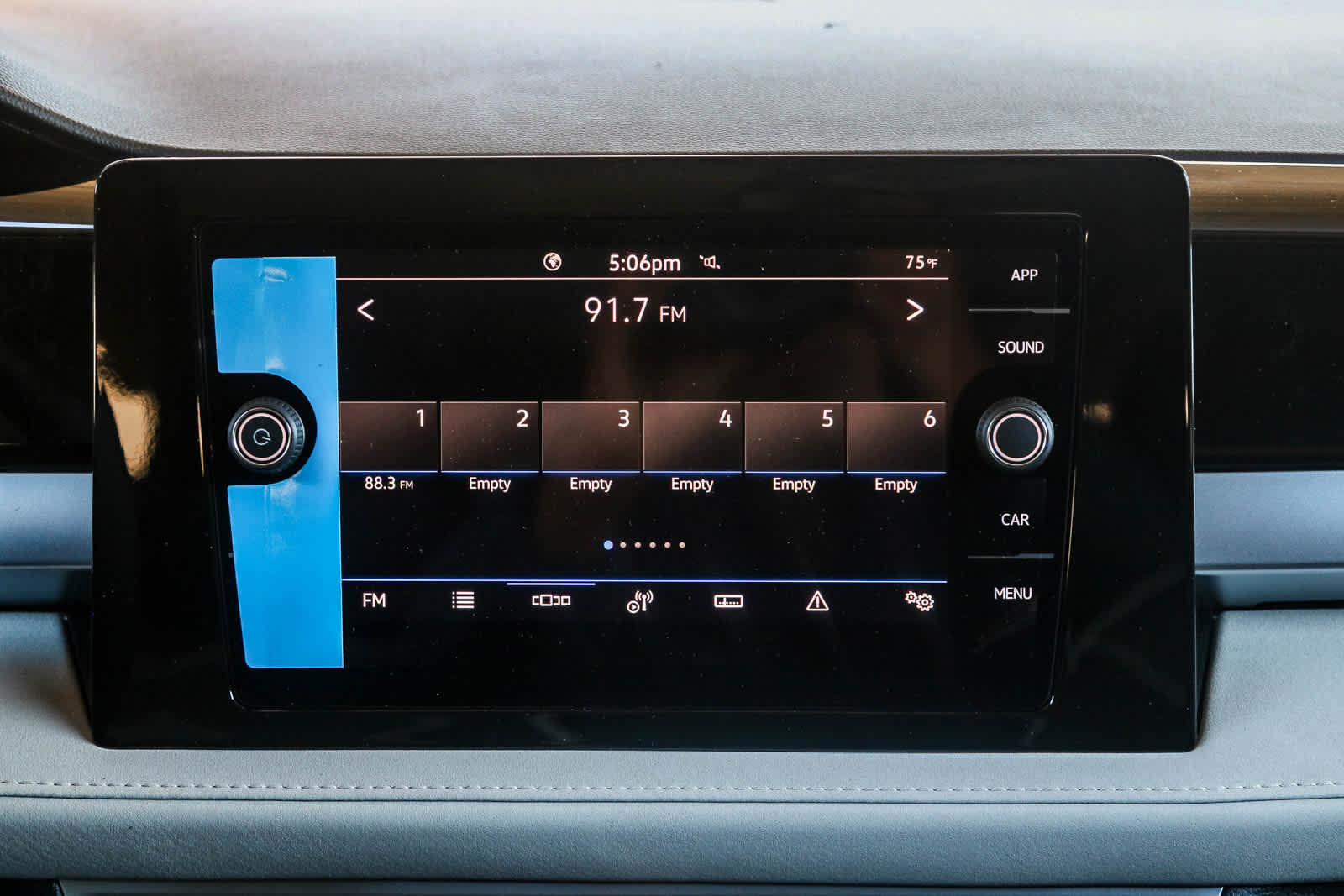 Thumbnail: 2025 Volkswagen Taos - 15