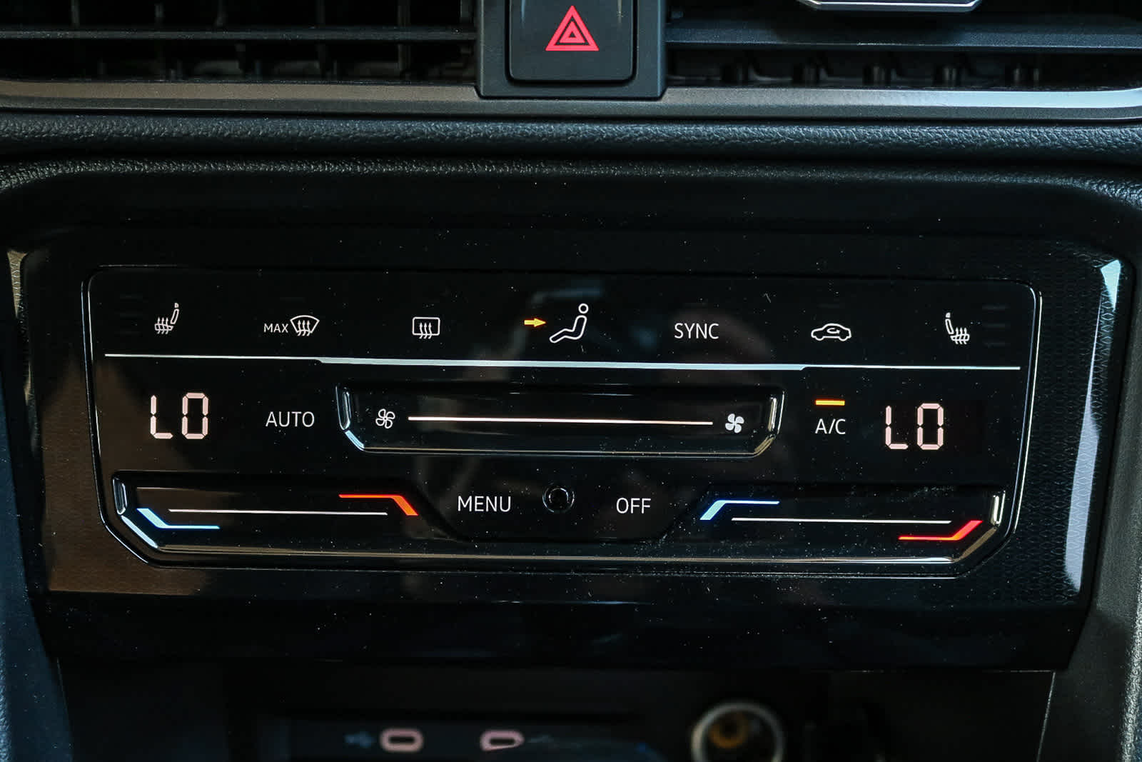 Thumbnail: 2025 Volkswagen Taos - 15