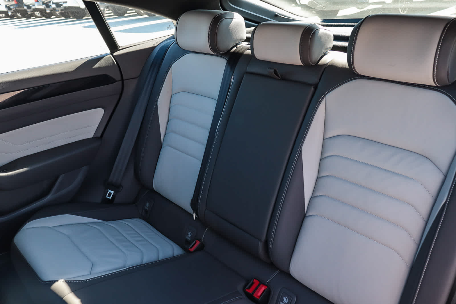 Thumbnail: 2023 Volkswagen Arteon - 19