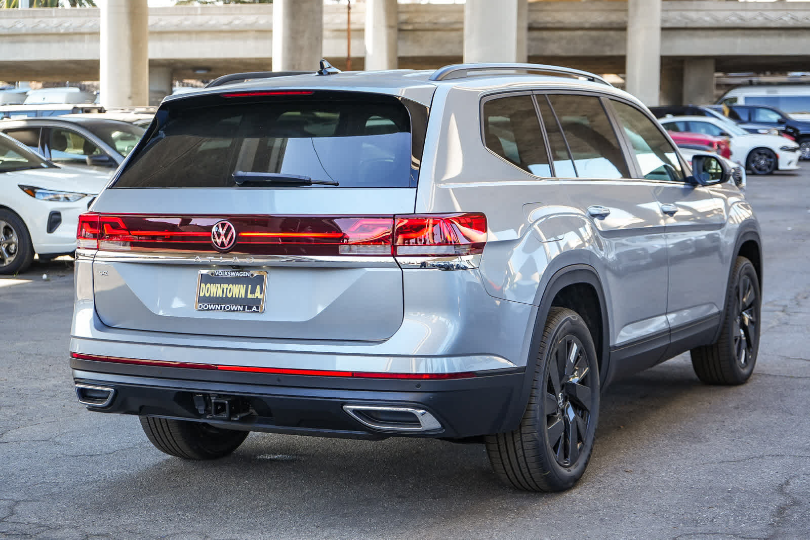 Thumbnail: 2026 Volkswagen Atlas - 6