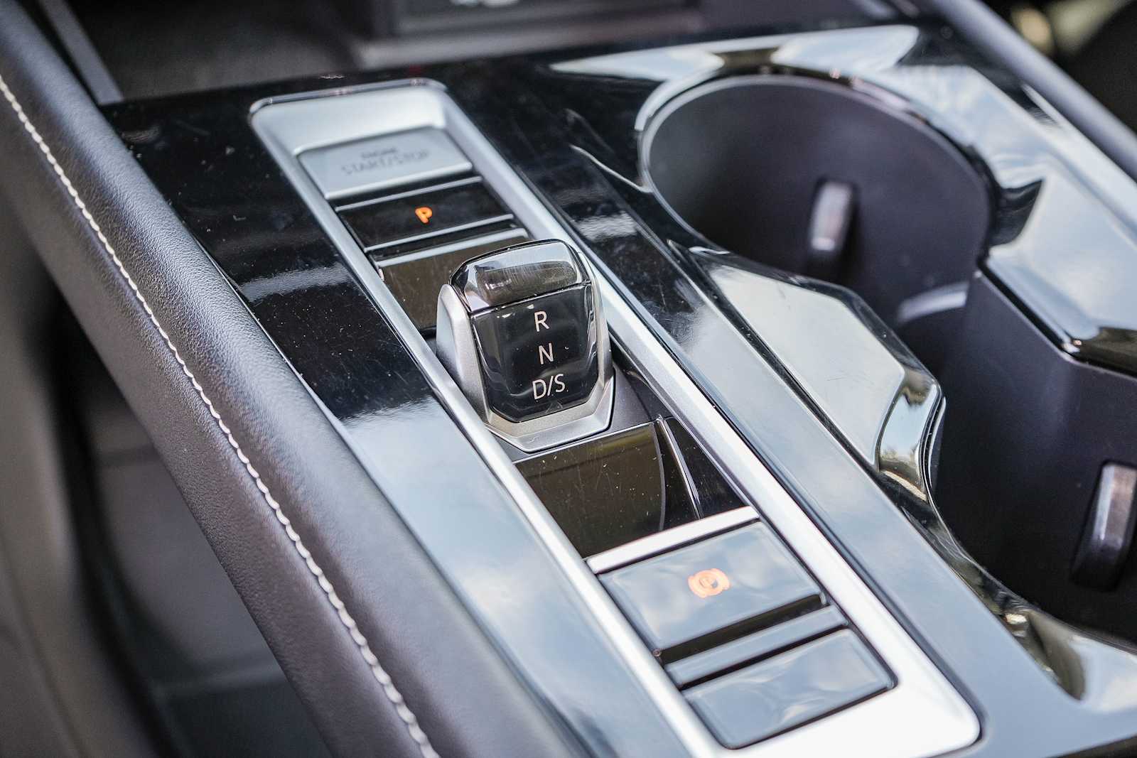 Thumbnail: 2024 Volkswagen Atlas - 20