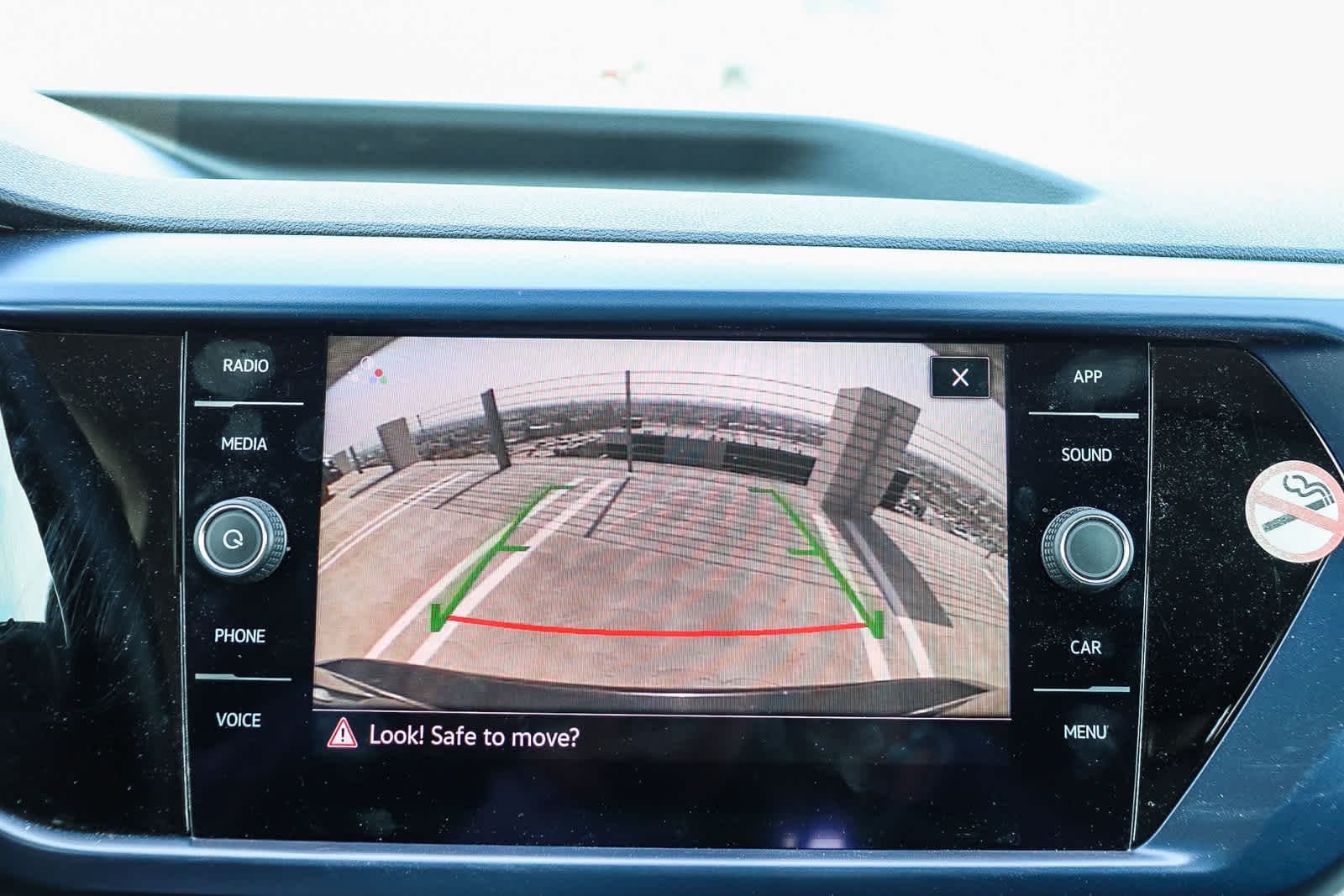 Thumbnail: 2022 Volkswagen Taos - 24