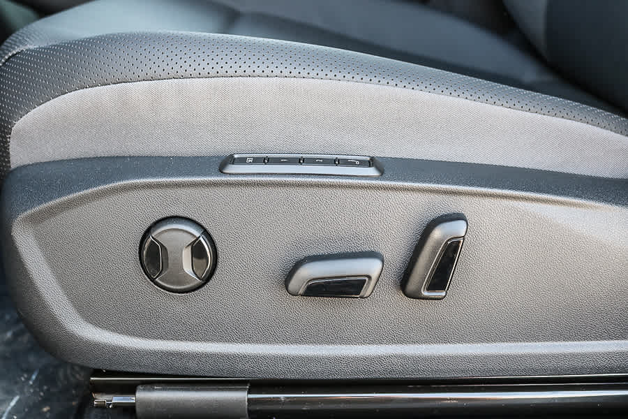 Thumbnail: 2025 Volkswagen ID.4 - 22