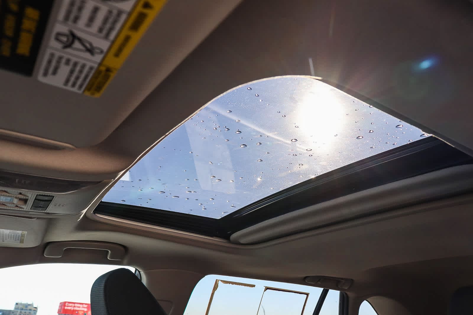 Thumbnail: 2022 Toyota RAV4 - 26