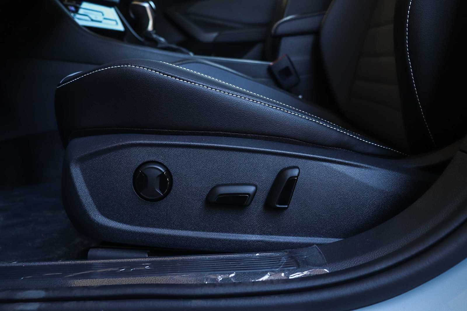 Thumbnail: 2026 Volkswagen Jetta - 23