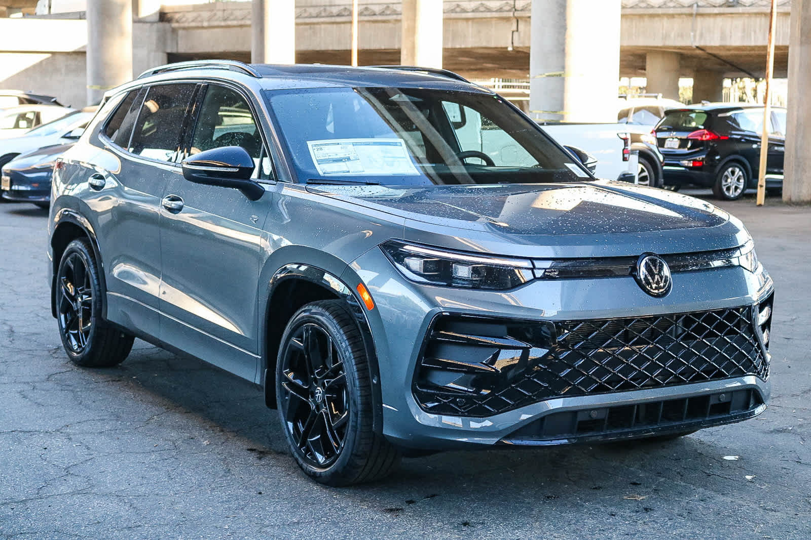 Thumbnail: 2026 Volkswagen Tiguan - 3