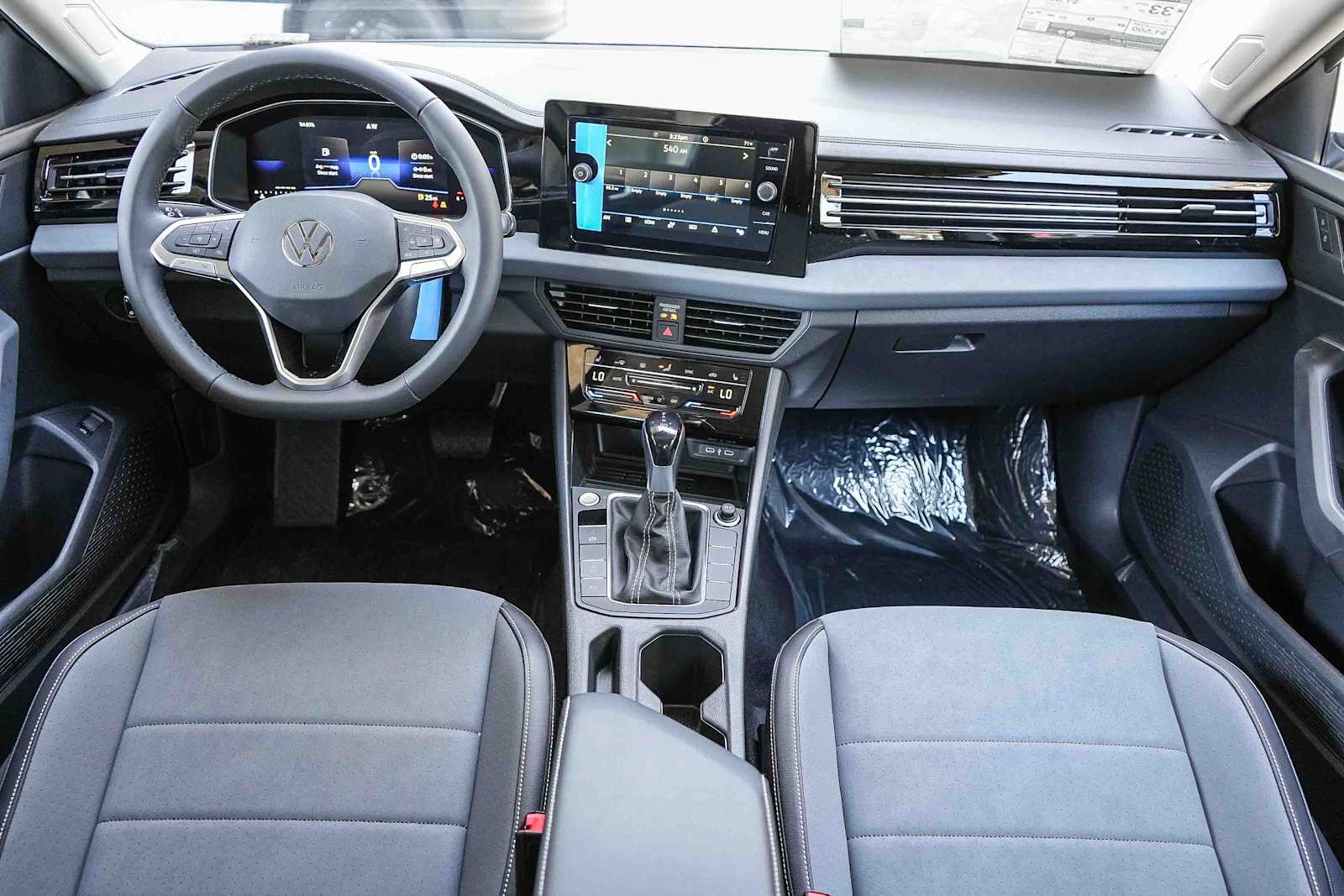 Thumbnail: 2026 Volkswagen Jetta - 14