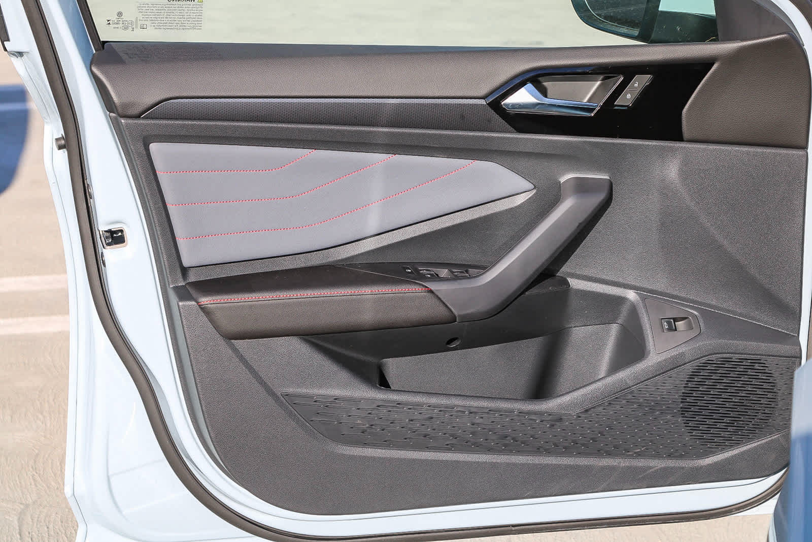 Thumbnail: 2025 Volkswagen Jetta - 24