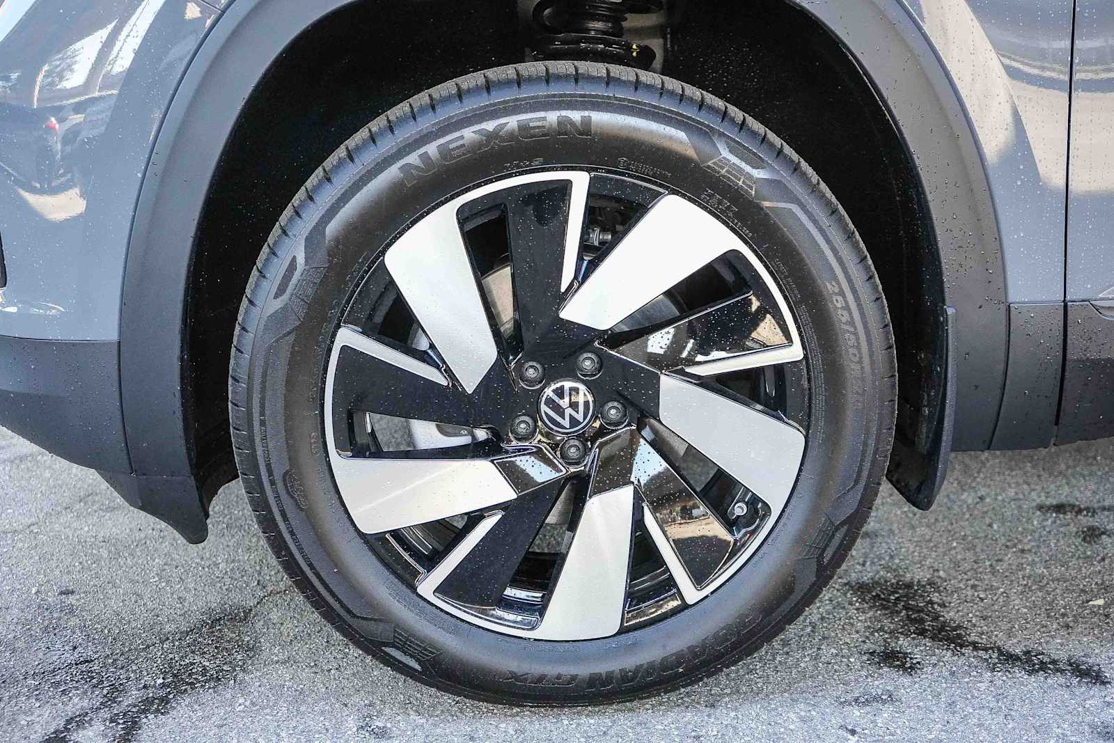 Thumbnail: 2026 Volkswagen Atlas - 11