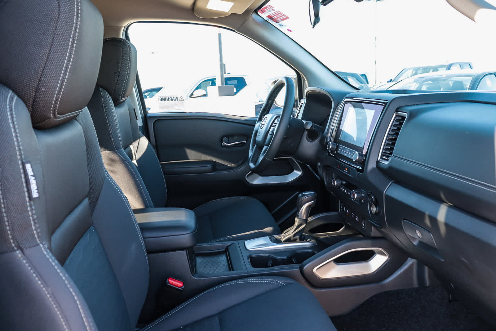 Thumbnail: 2023 Nissan Frontier - 15