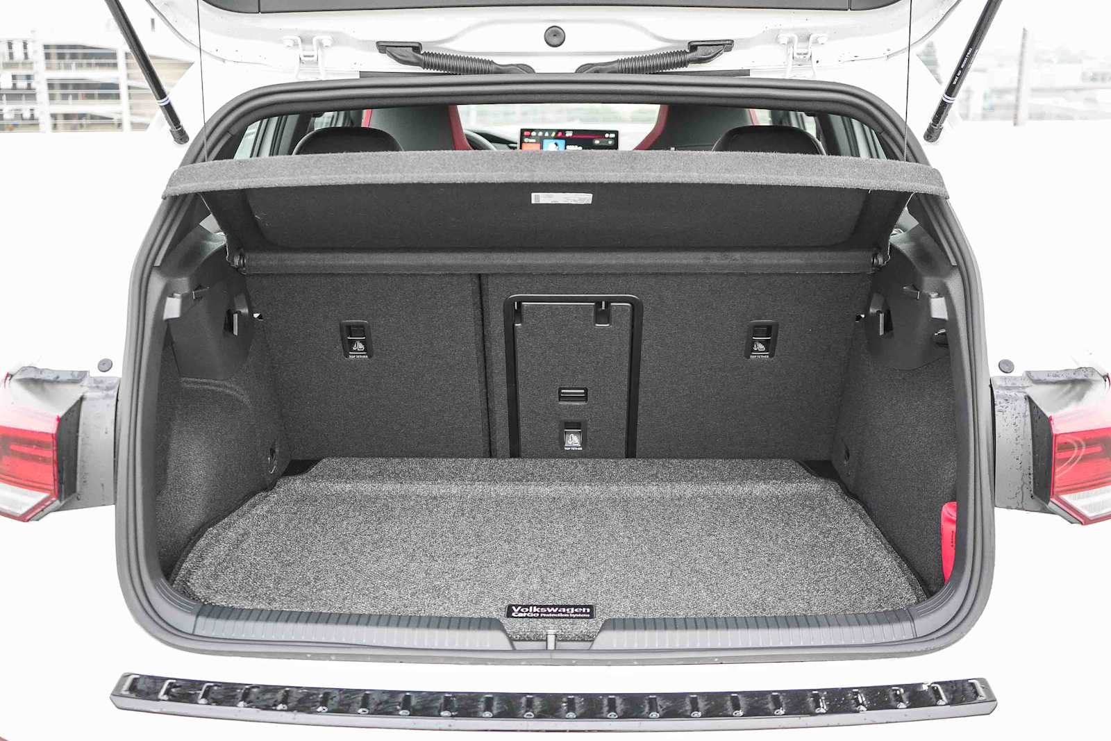 Thumbnail: 2026 Volkswagen Golf - 12