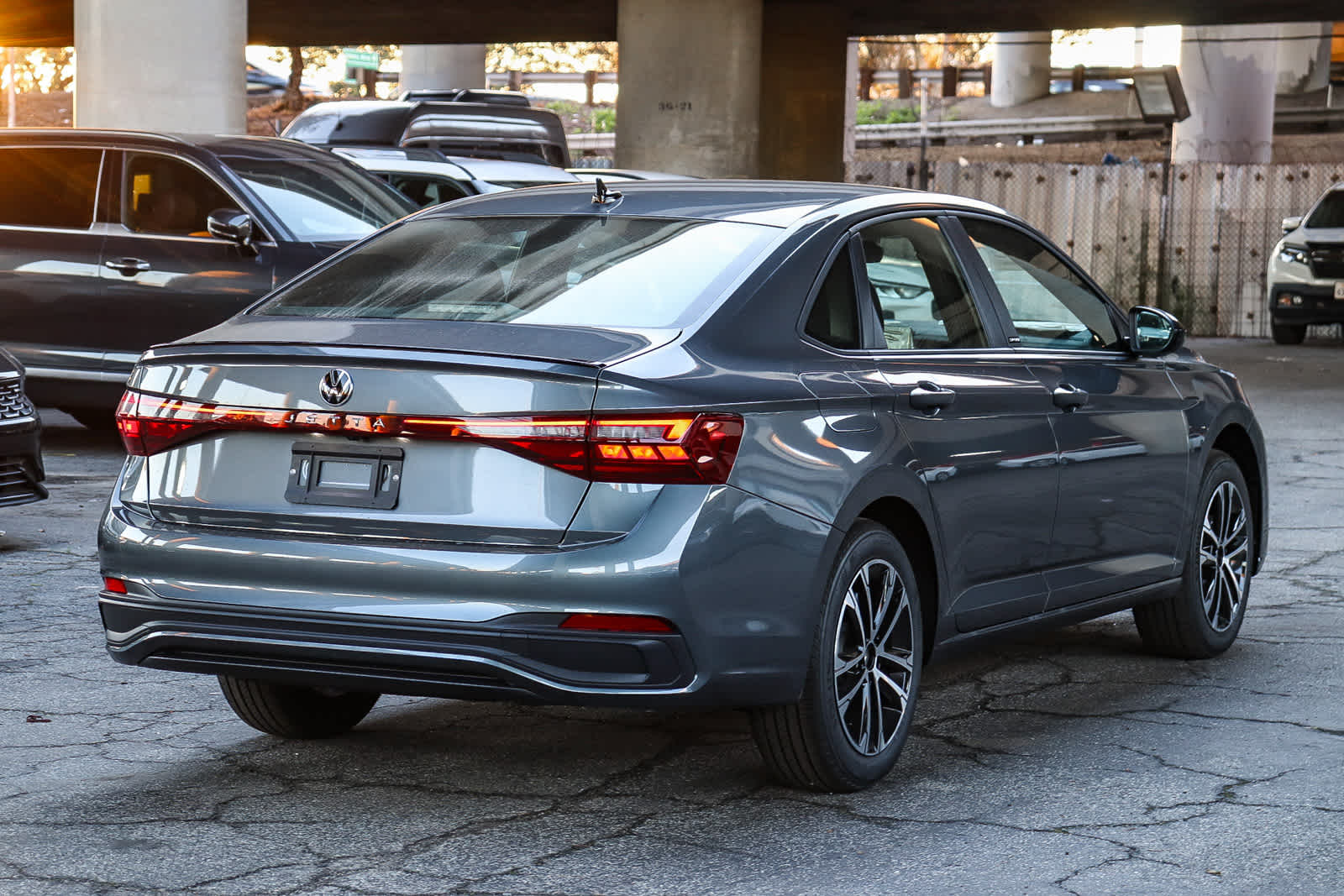 Thumbnail: 2026 Volkswagen Jetta - 4