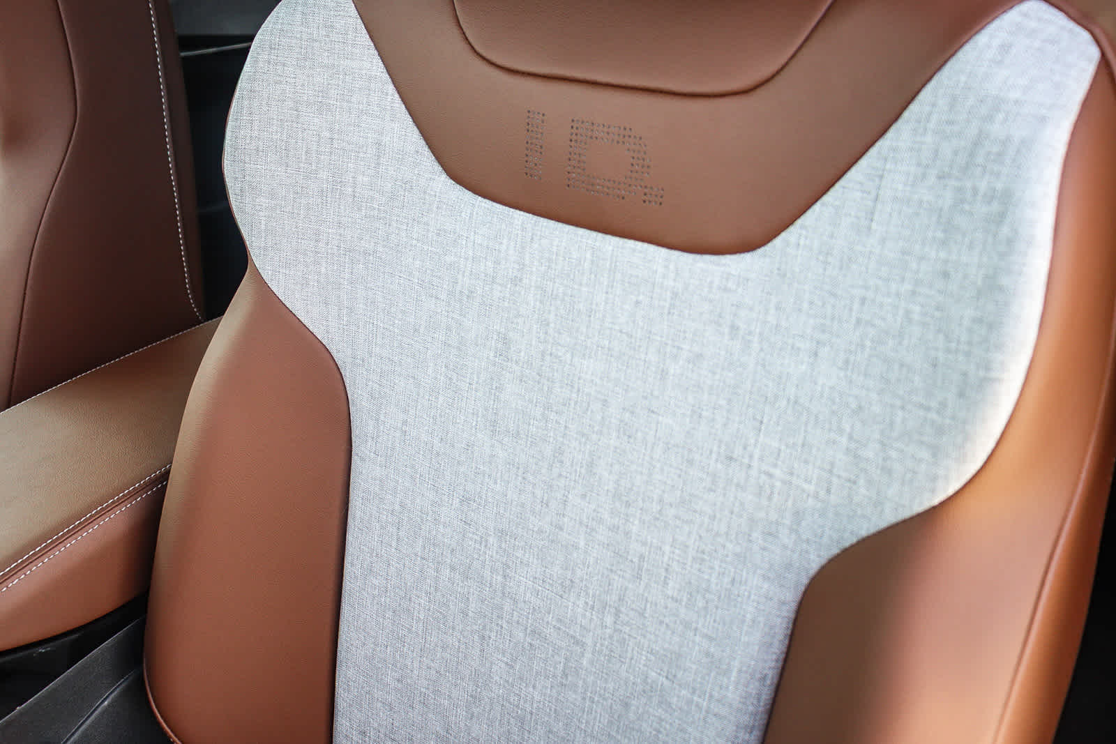 Thumbnail: 2025 Volkswagen ID.4 - 25