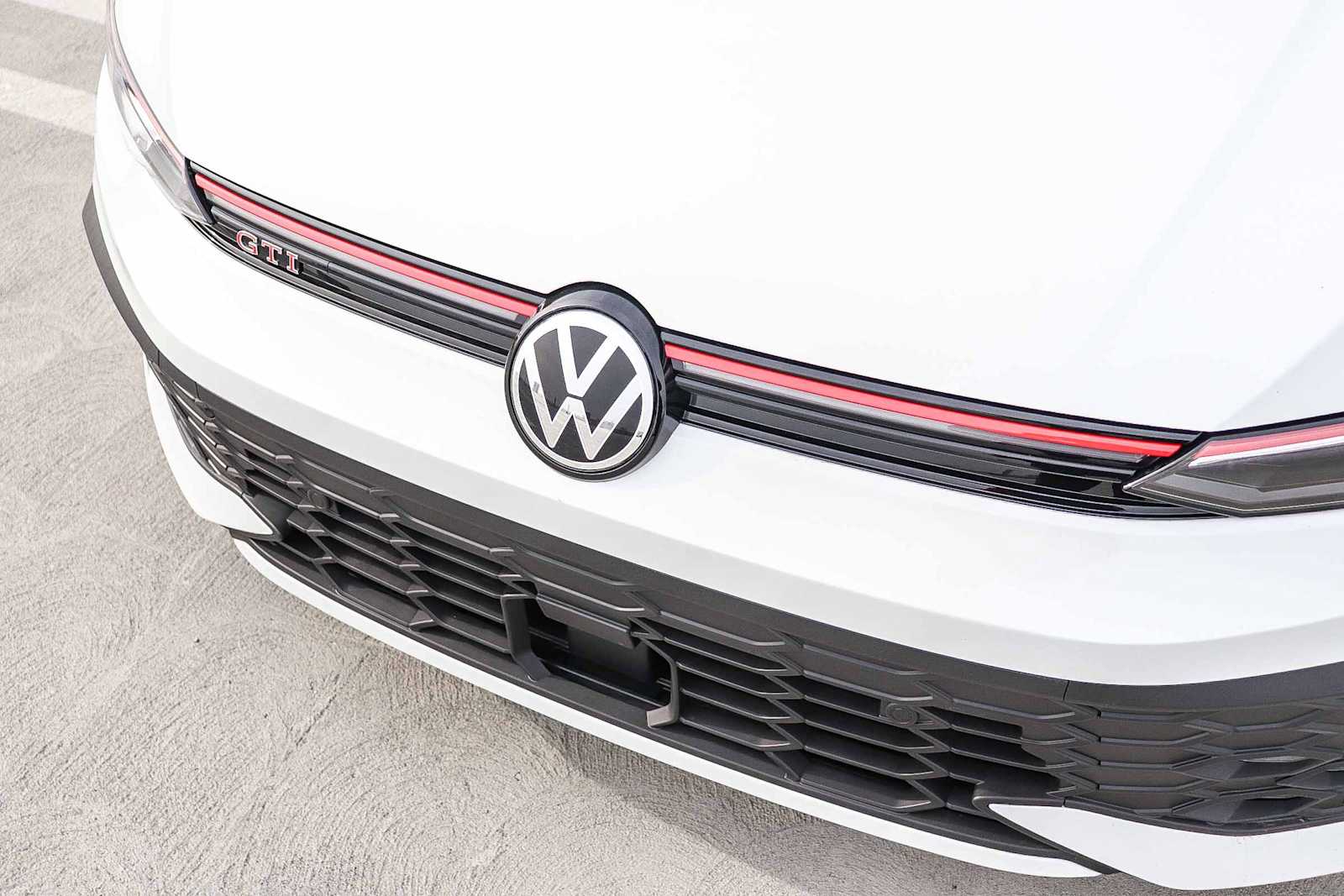 Thumbnail: 2026 Volkswagen Golf - 8