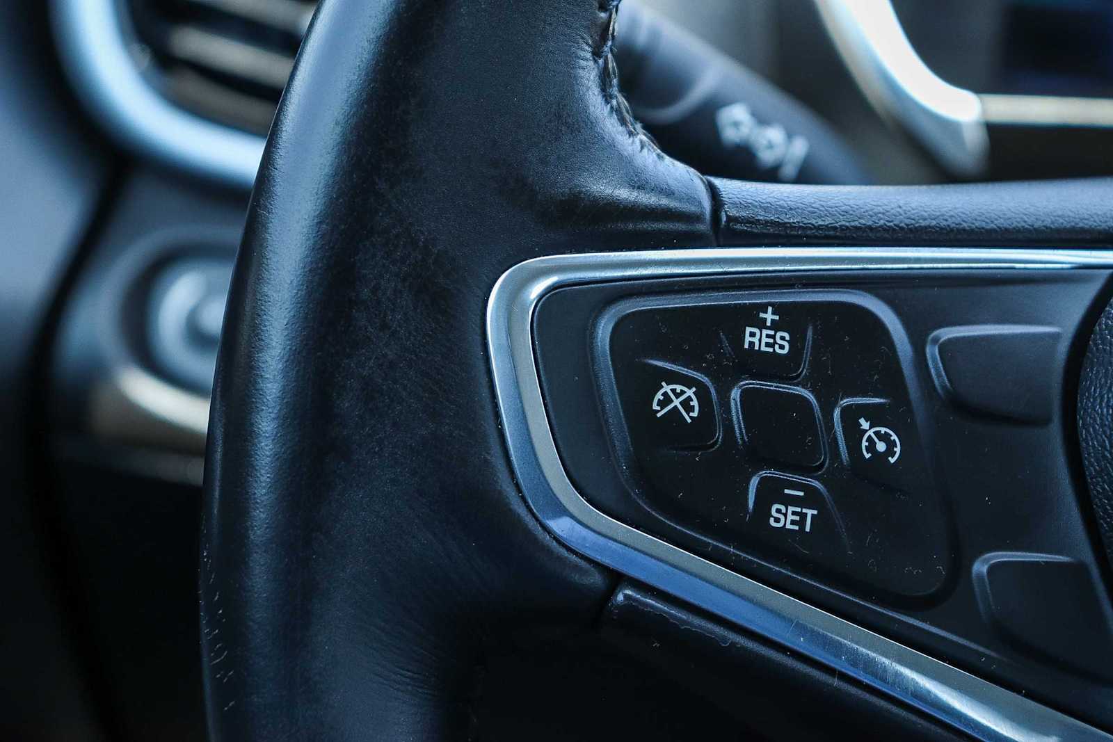 Thumbnail: 2017 Chevrolet Volt - 22