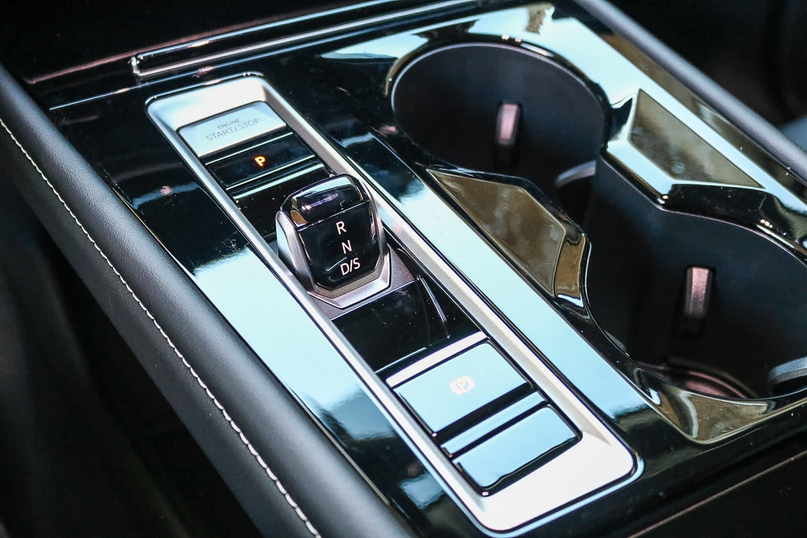 Thumbnail: 2026 Volkswagen Atlas - 21