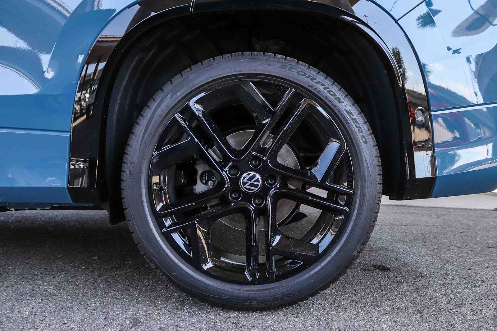 Thumbnail: 2026 Volkswagen Tiguan - 10