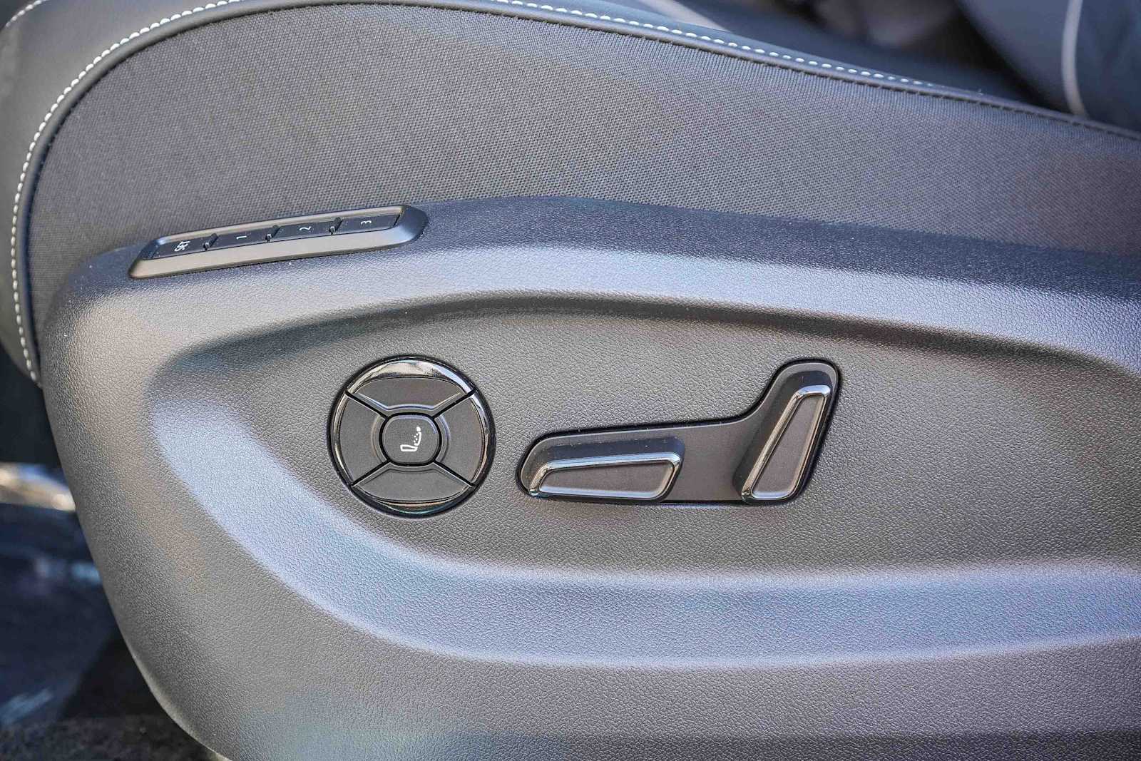 Thumbnail: 2026 Volkswagen Tiguan - 23