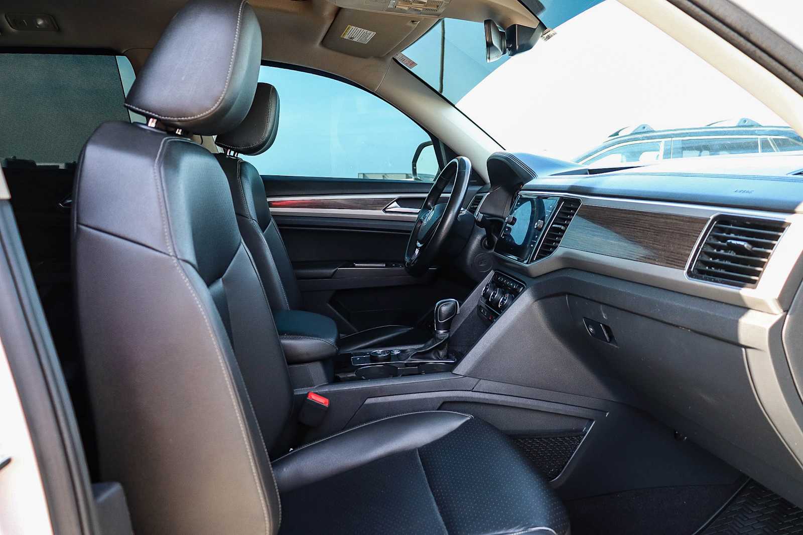 Thumbnail: 2019 Volkswagen Atlas - 17