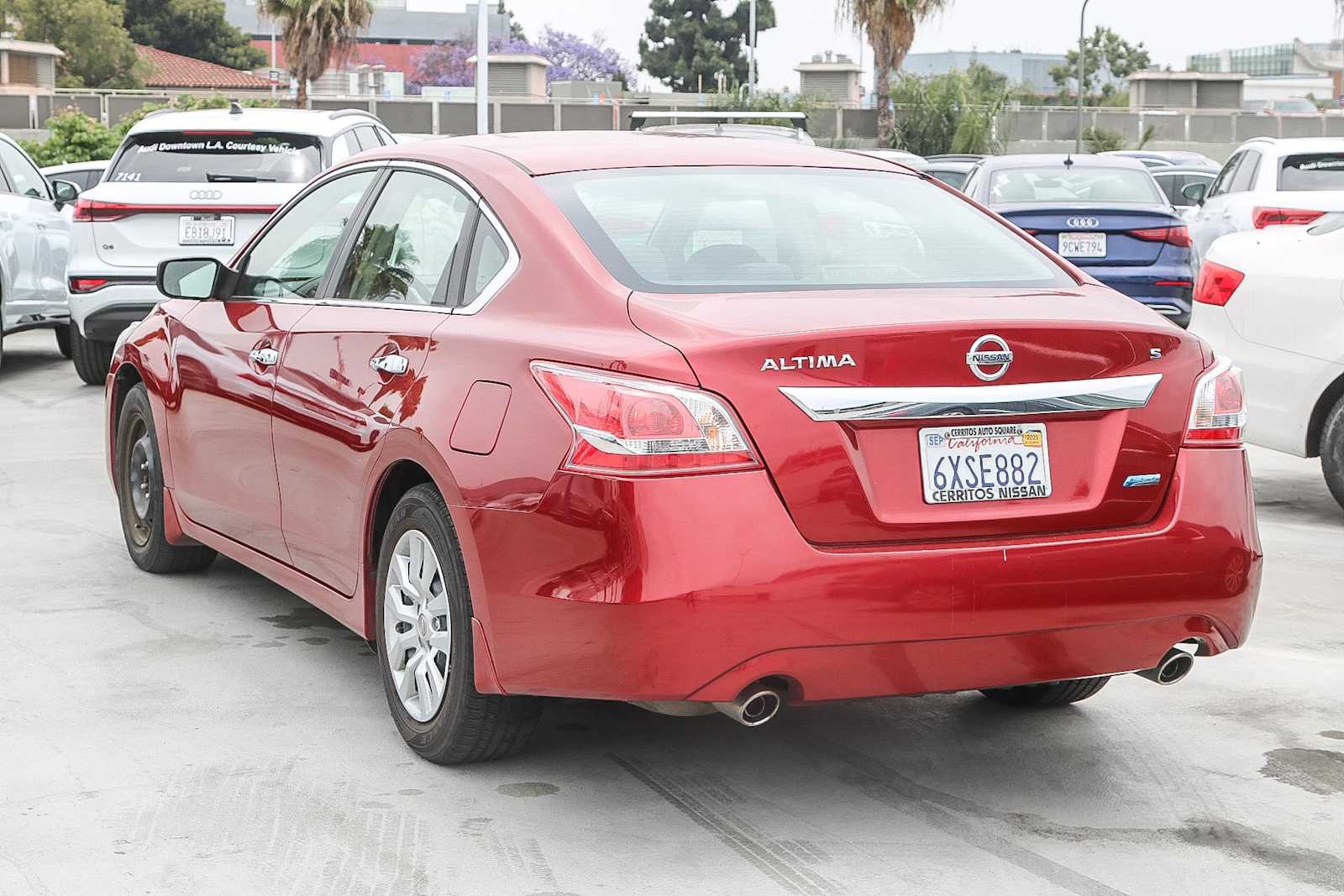 Thumbnail: 2013 Nissan Altima - 8