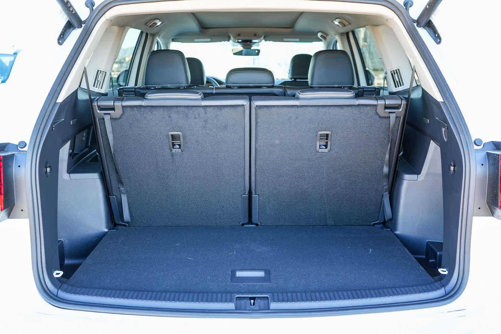 Thumbnail: 2026 Volkswagen Atlas - 10