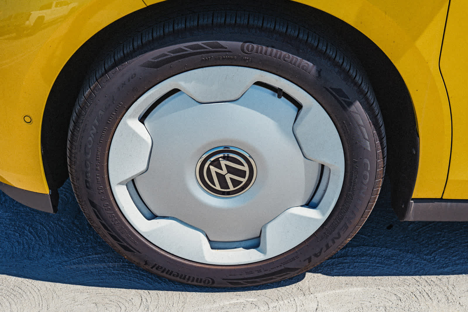 Thumbnail: 2025 Volkswagen ID.Buzz - 11