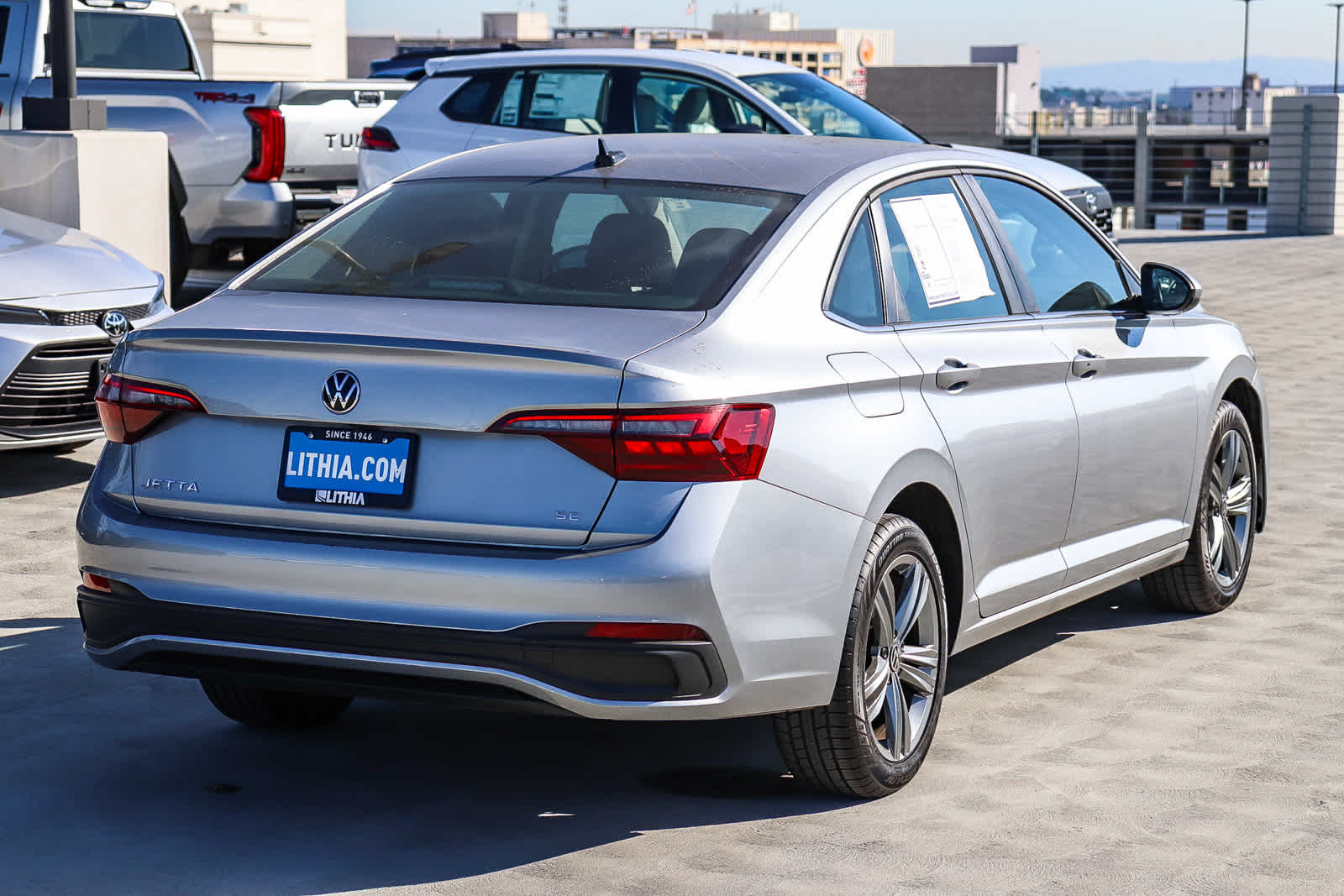 Thumbnail: 2024 Volkswagen Jetta - 4