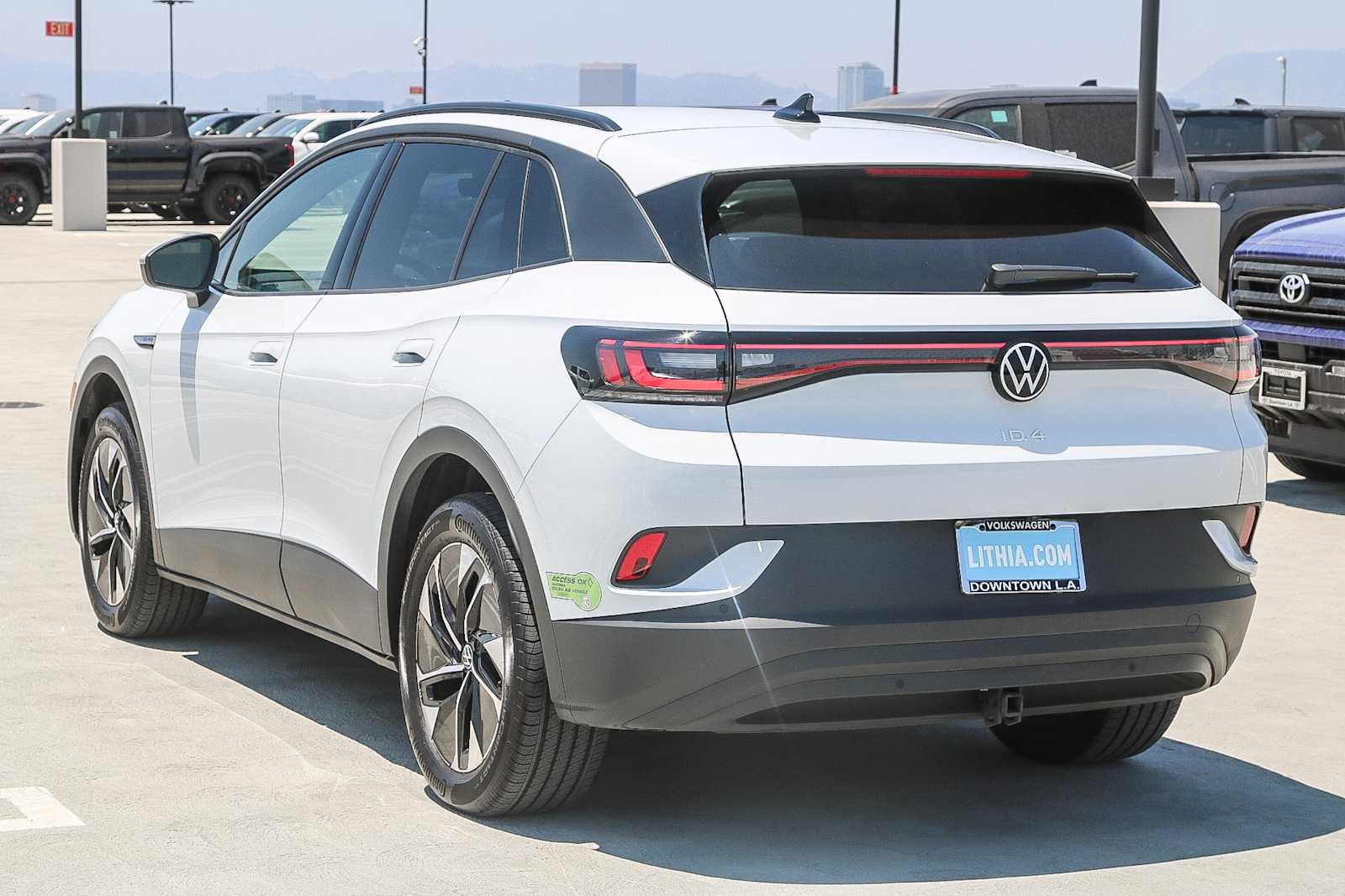 Thumbnail: 2022 Volkswagen ID.4 - 8