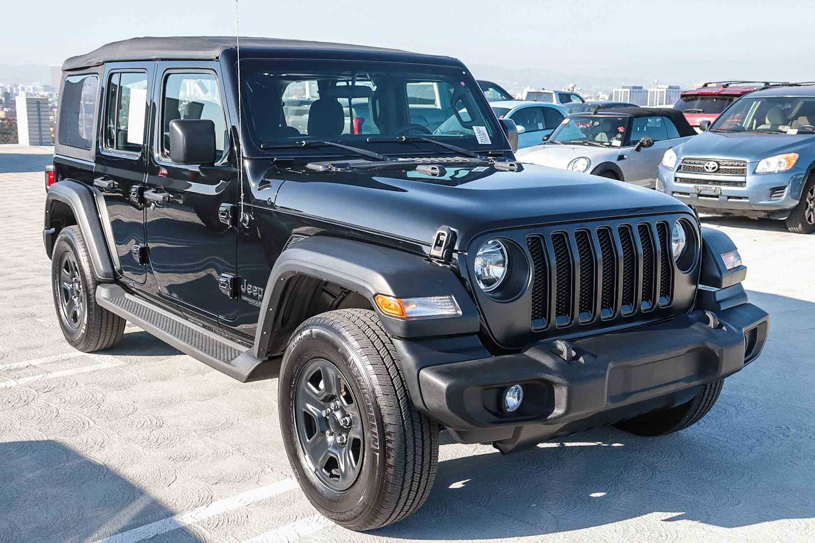 Thumbnail: 2022 Jeep Wrangler - 3