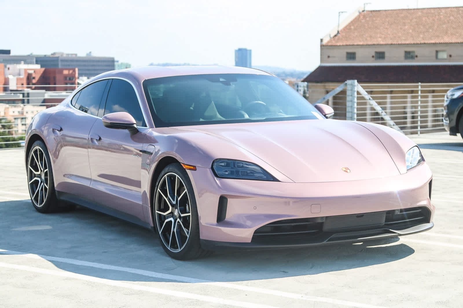 Thumbnail: 2025 Porsche Taycan - 3