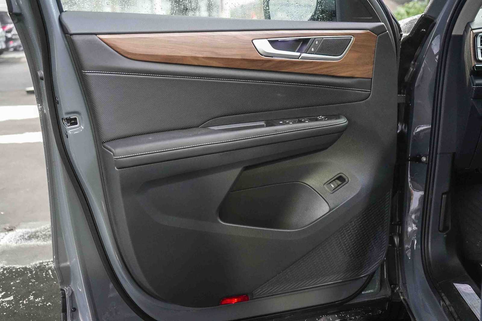 Thumbnail: 2026 Volkswagen Atlas - 22