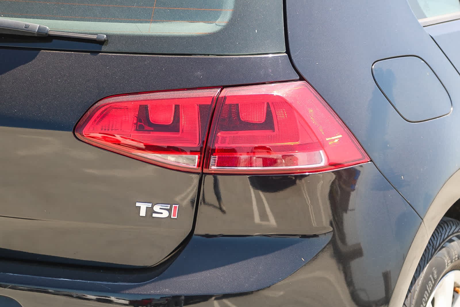 Thumbnail: 2015 Volkswagen Golf - 10