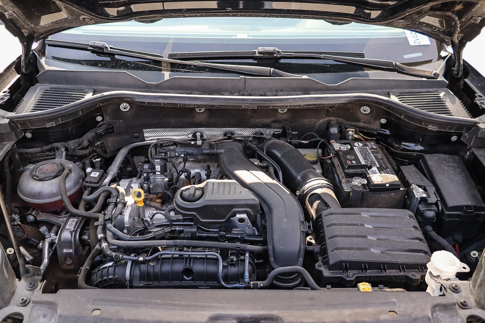 Thumbnail: 2022 Volkswagen Taos - 28