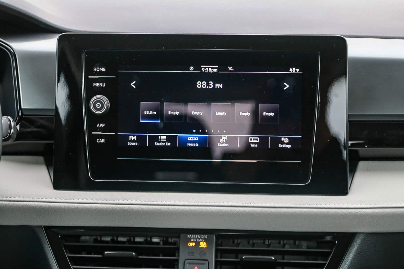 Thumbnail: 2025 Volkswagen Taos - 16