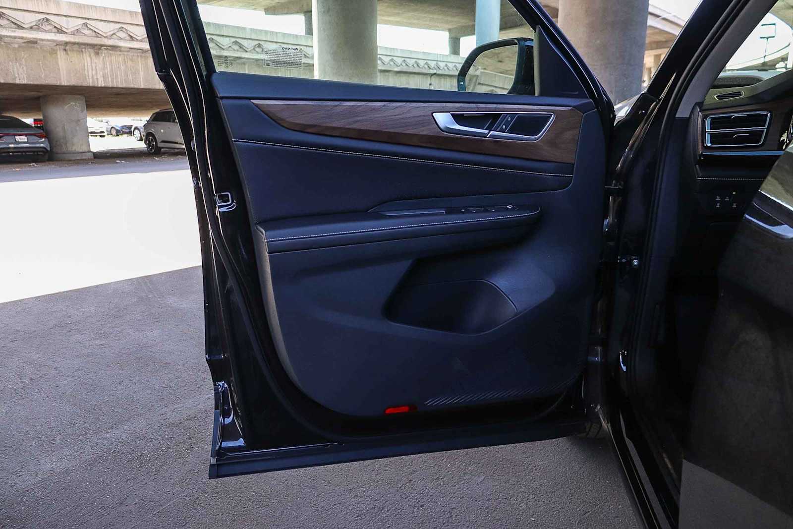 Thumbnail: 2026 Volkswagen Atlas - 22