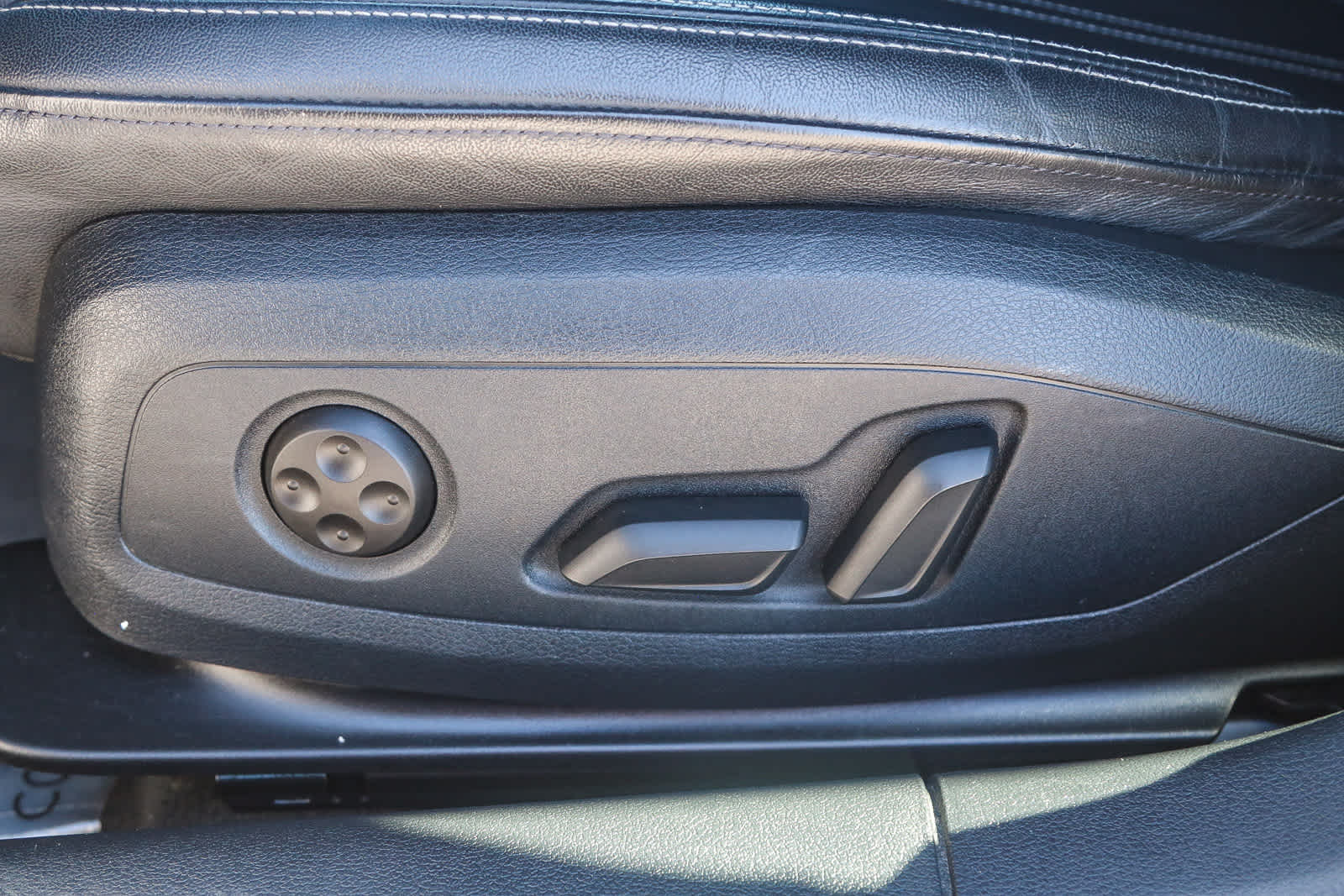 Thumbnail: 2022 Audi A4 - 21