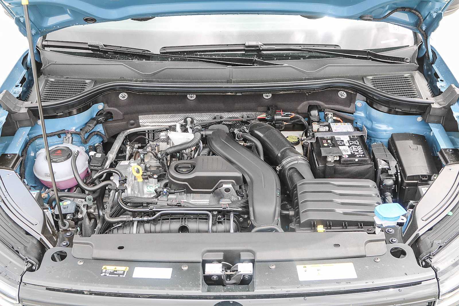 Thumbnail: 2025 Volkswagen Taos - 12