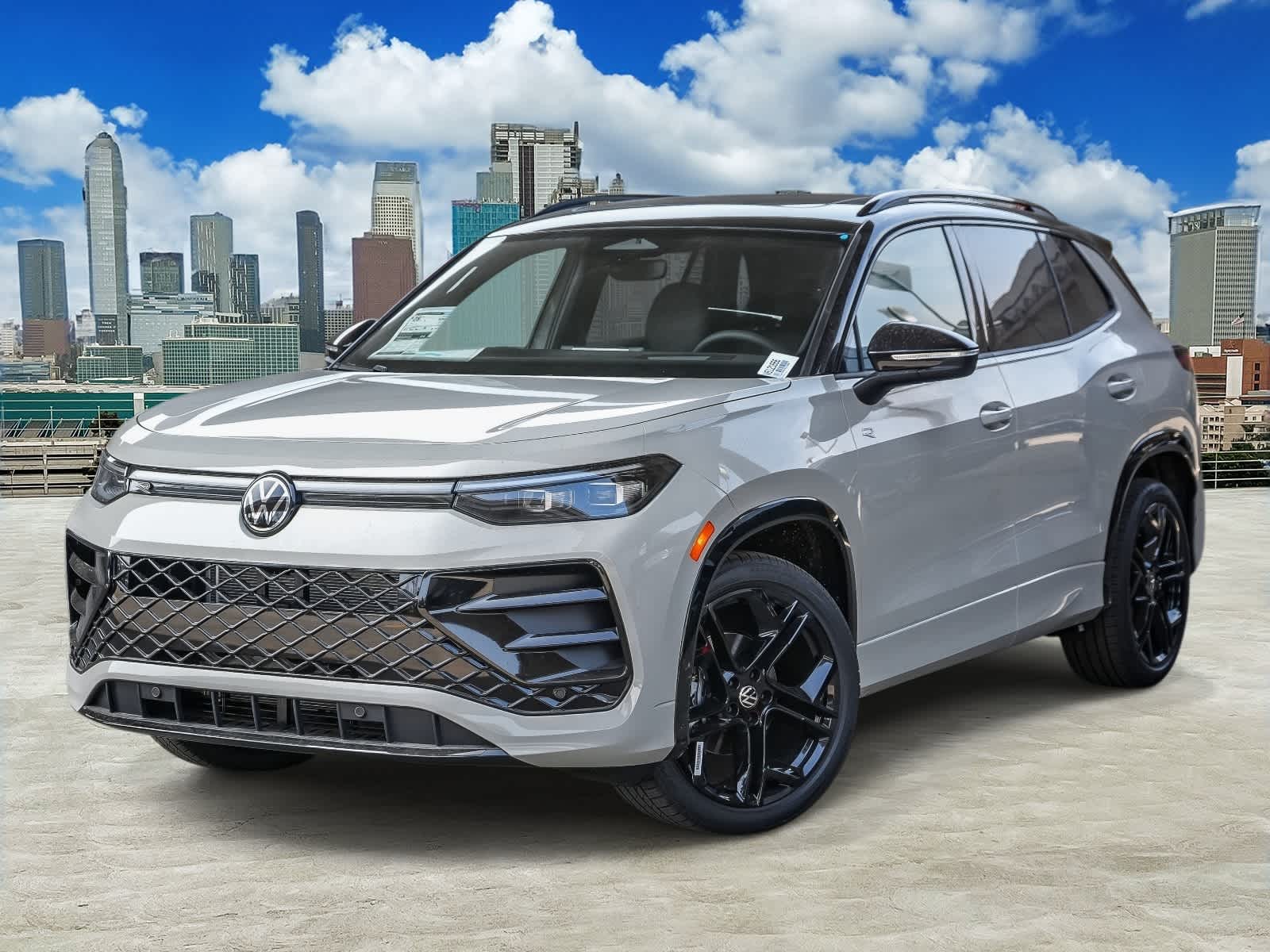 Thumbnail: 2026 Volkswagen Tiguan - 1