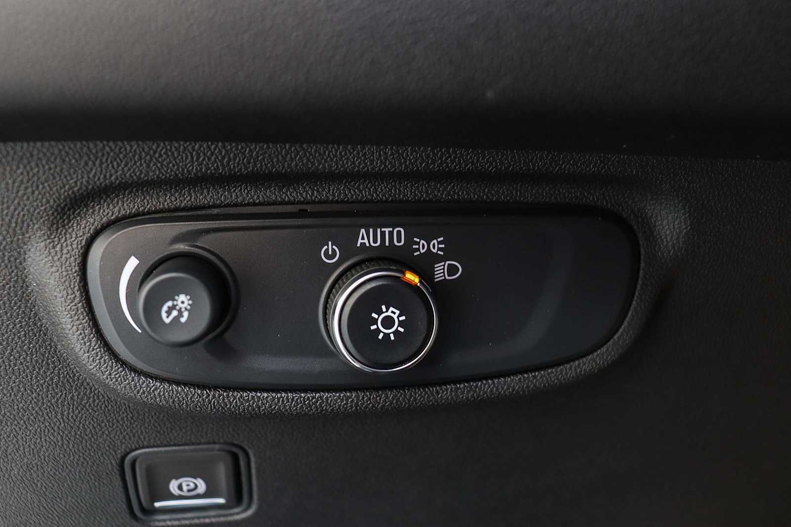 Thumbnail: 2024 GMC Terrain - 23