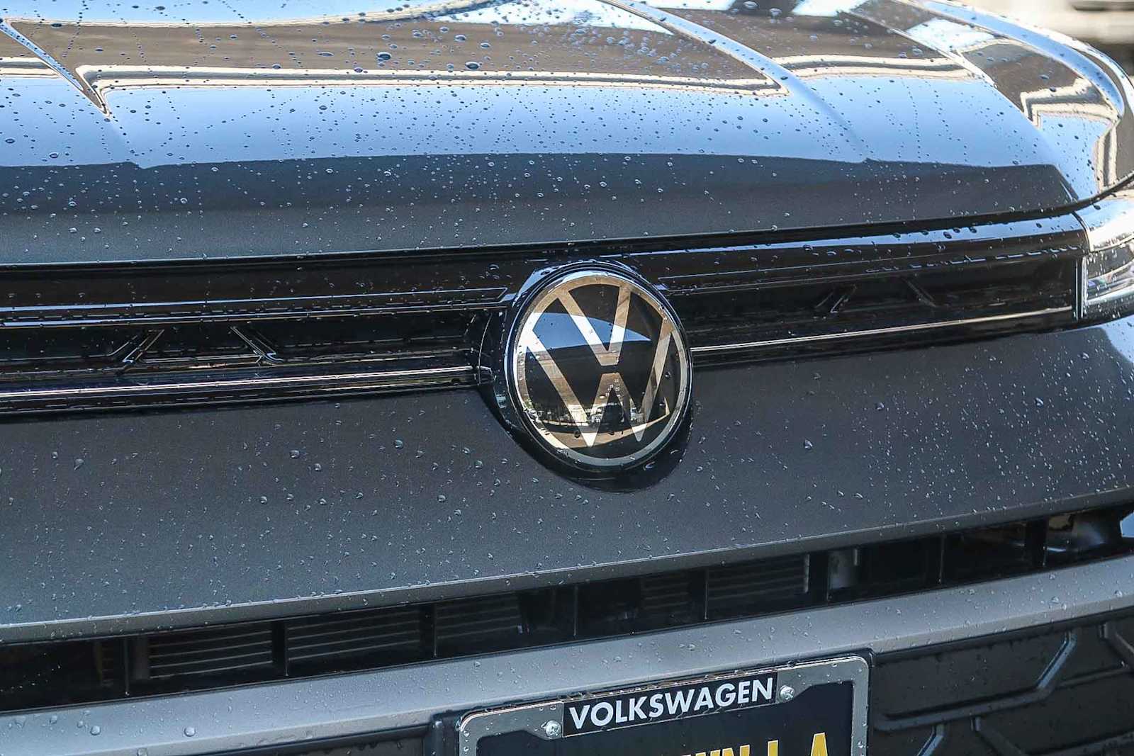 Thumbnail: 2025 Volkswagen Taos - 5