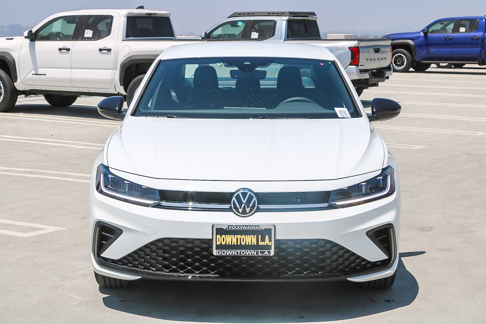 Thumbnail: 2025 Volkswagen Jetta - 2