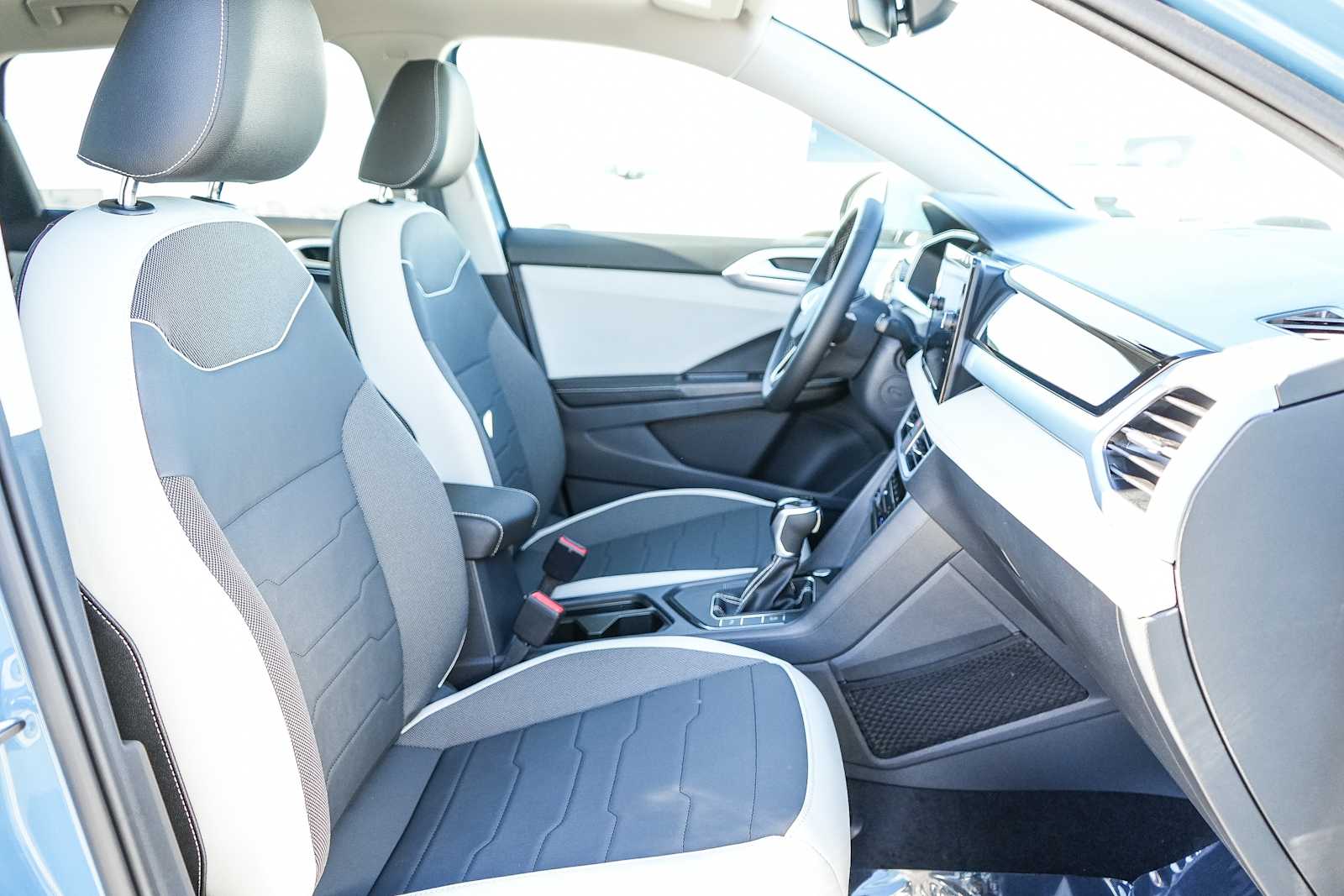 Thumbnail: 2026 Volkswagen Taos - 17