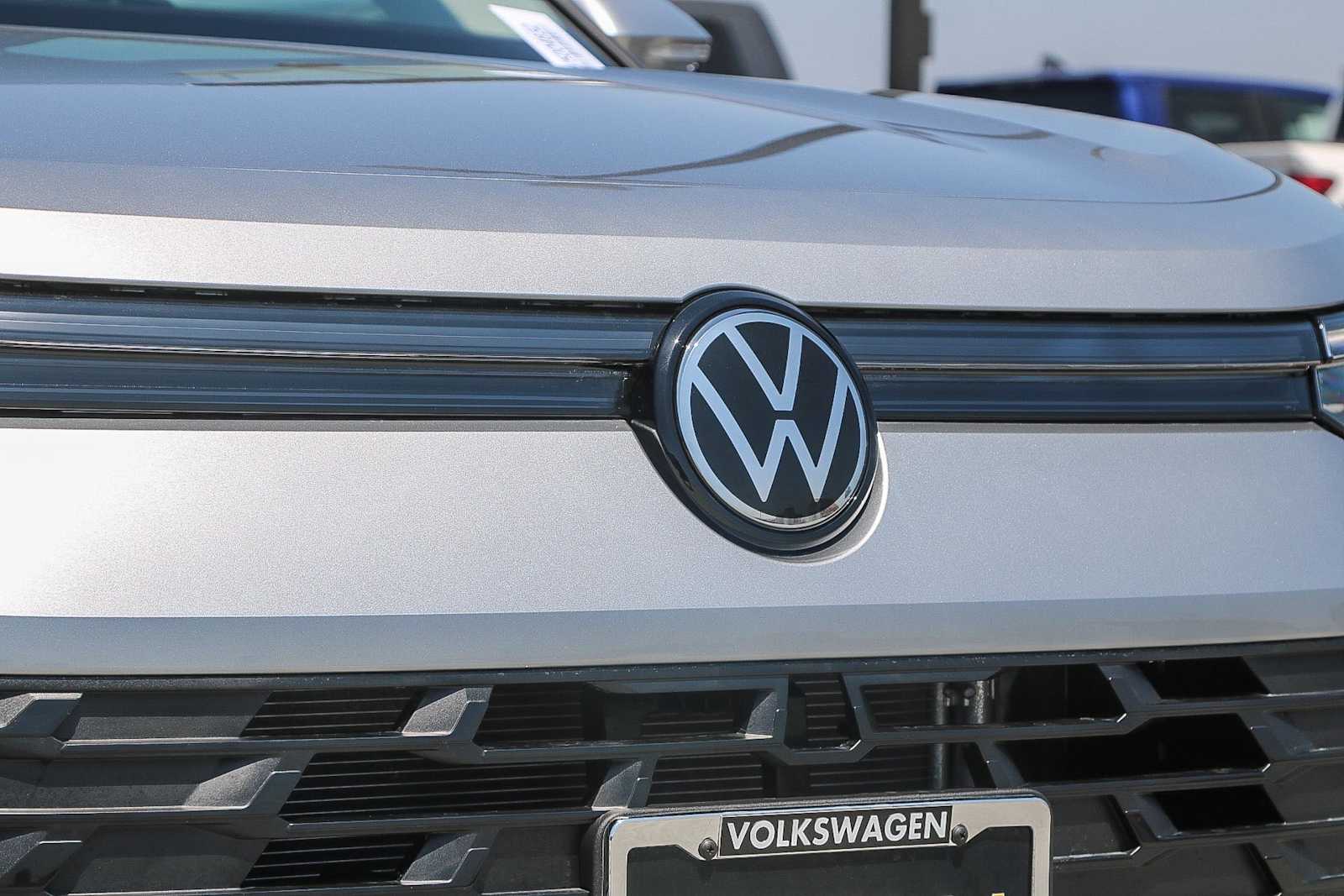 Thumbnail: 2025 Volkswagen Tiguan - 5